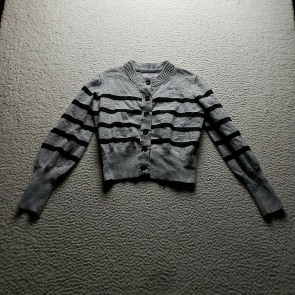 Angel Kiss Cardigan Sweater Womens Medium Gray Striped Crew Neck Button Knit